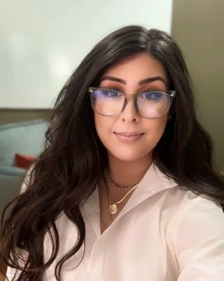 Photo of Arianna Hullings, Marriage & Family Therapist Associate, MA, AMFT