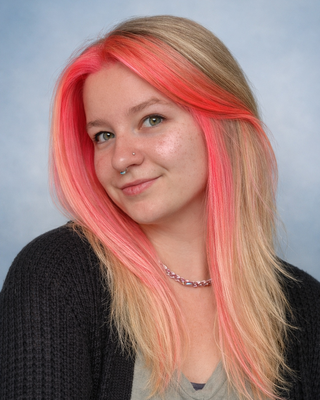 Photo of Zoe Woolsey, Registered Provisional Psychologist, MC