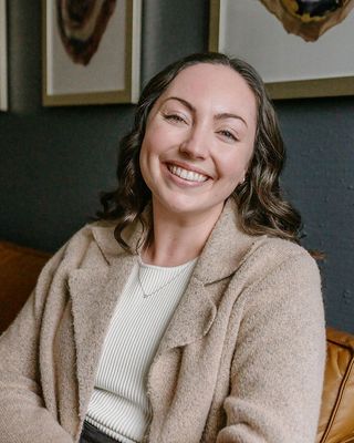 Photo of Alli Knapp, Marriage & Family Therapist Associate, MA, MFTA