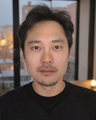 Photo of Paul Shin, Psychologist, MA, MBPsS
