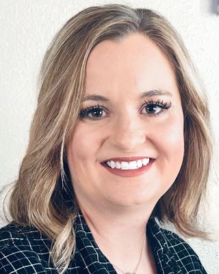 Photo of Jynna Harris, LPC-Associate, MEd, LPC-A