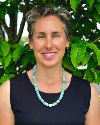 Photo of Jennifer Kampf, HTR, LGSW, CAPSW, Clinical Social Work/Therapist