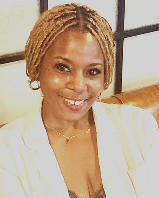 Photo of Rani Nakie Wilburn-Smith, Clinical Social Work/Therapist, DSW, LCSW