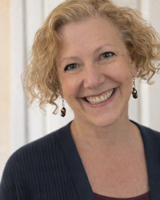 Photo of Leslie Tubul, Clinical Social Work/Therapist, LCSW