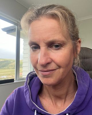 Photo of Fleur Newton-Edwards, Psychotherapist, PBANZ