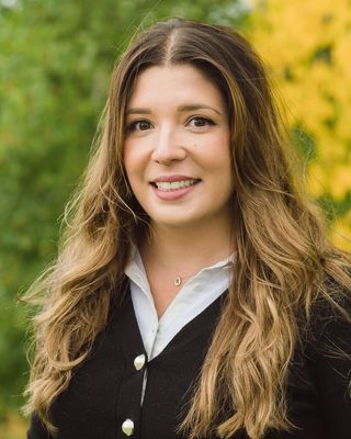 Photo of Alycia Emes, Registered Provisional Psychologist in Edmonton, AB
