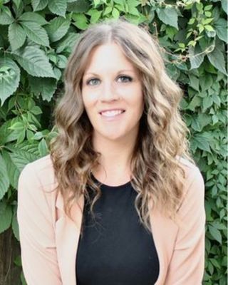 Photo of Madison Gruenewald, Licensed Professional Clinical Counselor, LPCC