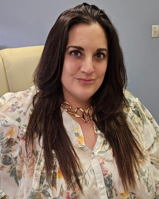 Photo of Stephanie Schilling, Marriage & Family Therapist, PhD, MA, MPhil