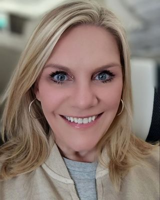 Photo of Dr. Annemarie de Villiers