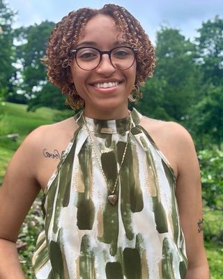 Photo of Daesia Jameslouis - Daesia Jameslouis, MHC-, LP