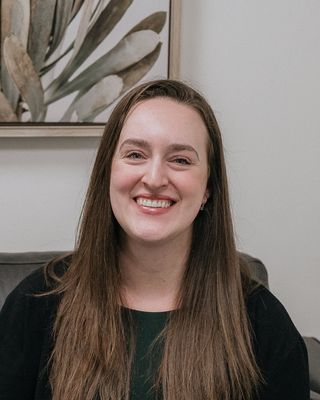 Photo of Lexie Piccolo, Registered Psychotherapist (Qualifying), MA, BAH