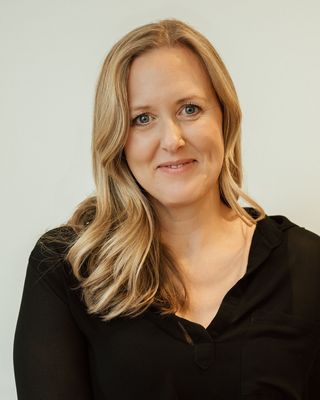 Photo of Jessica Aelick, Registered Psychotherapist (Qualifying), BA, MDiv