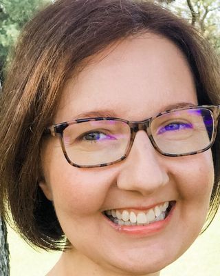 Photo of Laurie Lahti, Counselor, MC, LPC, LCSW