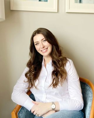 Photo of Clare MacManus - Clare Burns Therapy, Psychotherapist, MSc, MBABCP