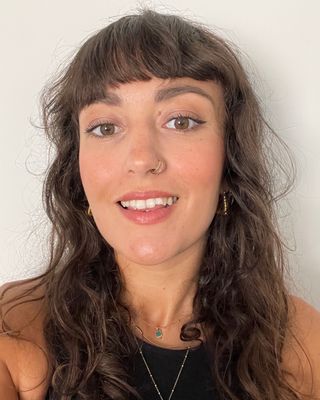 Photo of Lauren Weeks, Psychologist, PsychD, HCPC - Clin. Psych.