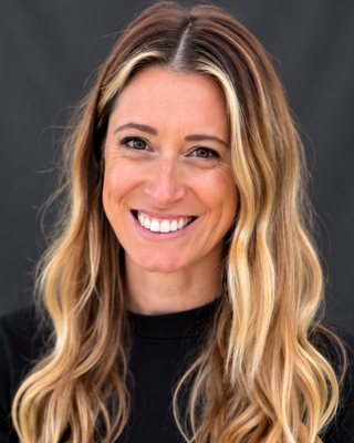 Photo of Shoshana Resnick, Psychologist, PsyD