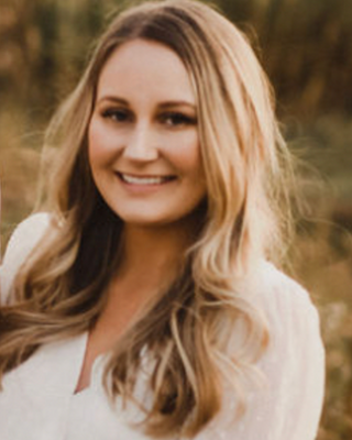 Photo of Hanah Atkinson, Registered Social Worker in Paris, ON