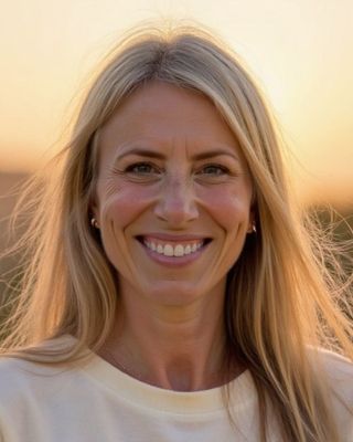 Photo of Dr. Rae Sandler Simon, Psychologist, PsyD, BBA