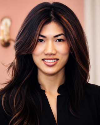 Photo of Elle Lee - Elle Lee, LMFT, ATR-BC, Marriage & Family Therapist, LMFT, ATR-BC