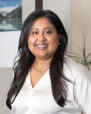 Photo of Neera Madhok, Registered Social Worker, MSW, RSW