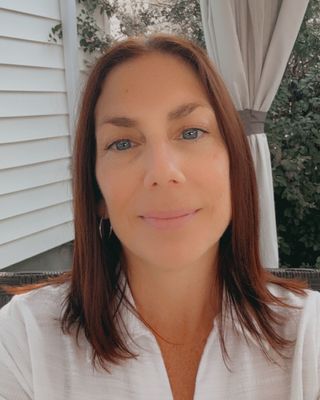 Photo of Leanne McLaughlin, Registered Social Worker, BSW, RSW