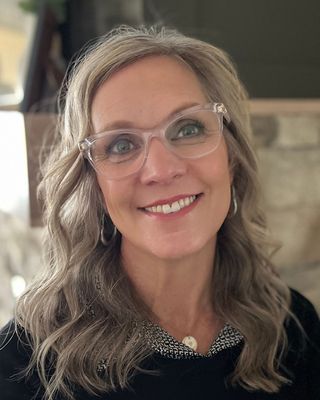 Photo of Kris Bell - Cedar Sage Counseling, Clinical Social Work/Therapist, LCSW