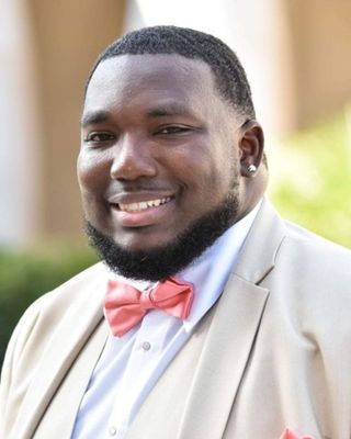 Photo of Dr. De’Ontay Winchester, Clinical Social Work/Therapist, LMSW, CMLC, CPCC