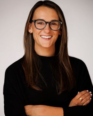 Photo of Holly Van Winter, Licensed Master Social Worker, LMSW