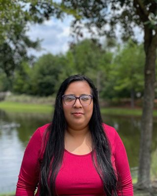 Photo of Sara Perez, Clinical Social Work/Therapist