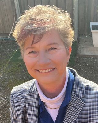 Photo of Claudia McFarland, Marriage & Family Therapist, LMFT