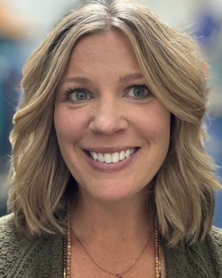 Photo of Dr. Liz Wiggins, Licensed Professional Counselor, PhD, LPC, LSC