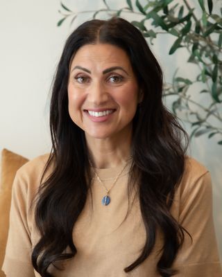 Photo of Angela Puertas, Pre-Licensed Professional, CSW-I