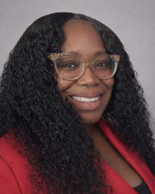 Photo of Ramonia Morant, Counselor, MA, LCPC