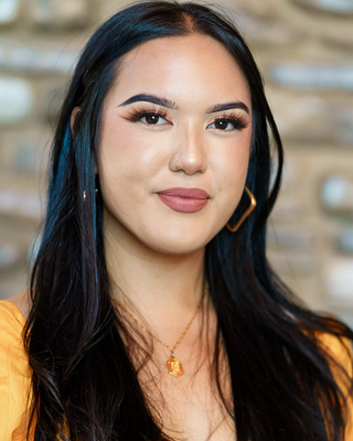 Photo of Alyssa Jovellanos, Pre-Licensed Professional, MA, APCC