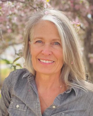 Photo of Leslye Eamon Padilla, Clinical Social Work/Therapist, LCSW