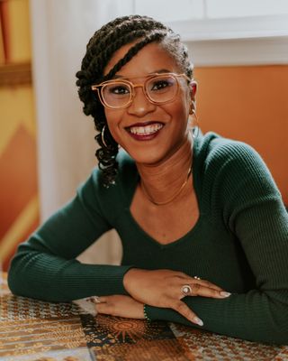Photo of Dr. Shawna Murray-Browne, Clinical Social Work/Therapist, LCSW-C