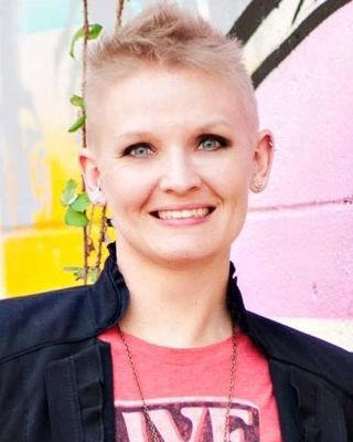 Photo of Tiffany Harvey, Licensed Clinical Mental Health Counselor, LPC, LCMHC