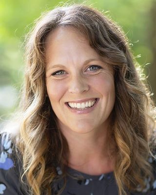 Photo of Rachael Vigardt, Licensed Professional Counselor, MA, MFT, LPC