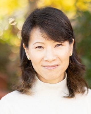 Photo of Emily Chow, Pre-Licensed Professional, MFT