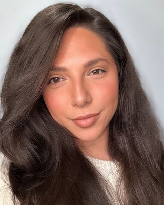 Photo of Paulina Pirichian, Marriage & Family Therapist Associate