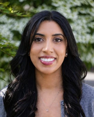 Photo of Samihah Shah, Counsellor, BEd, RCC, CCC
