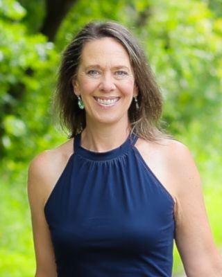 Photo of Gayle MacBride, Psychologist, PhD, LP