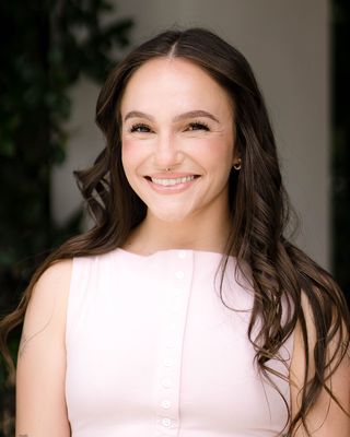 Photo of Natalie Rosati, Pre-Licensed Professional