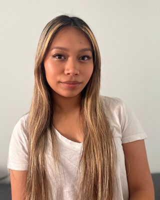 Photo of Vennis Nhem, Pre-Licensed Professional, MA