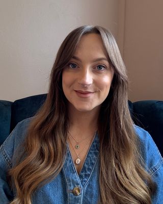 Photo of Holly Spencer-Corfield, Counsellor, MBACP