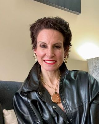 Photo of Cathy Dye - Align Mind Body & Soul , Clinical Social Work/Therapist, LISW-S