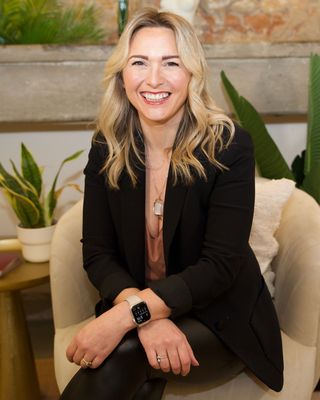 Photo of Rebecca Pappa, Art Therapist, LCAT, ATR-BC