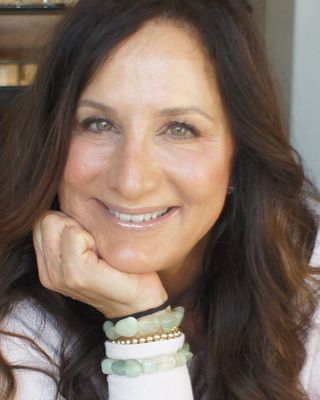 Photo of Mary Dann-McNamee, Marriage & Family Therapist, MA, LMFT