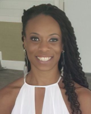 Photo of Stephanie McGee, Licensed Clinical Mental Health Counselor in Charlotte, NC