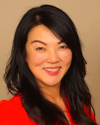 Photo of Julie Lee, Clinical Social Work/Therapist in Mid City, Los Angeles, CA